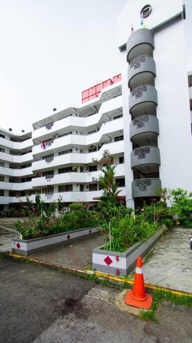 Fuji Home Bayan Lepas Exterior foto